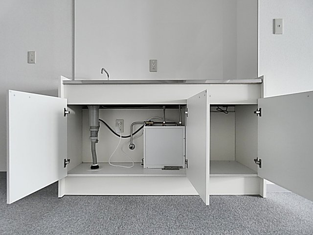 東名ビルディングの収納|小物を収納するのに便利です