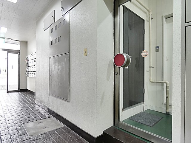 東名ビルディングのその他共用部分|裏口