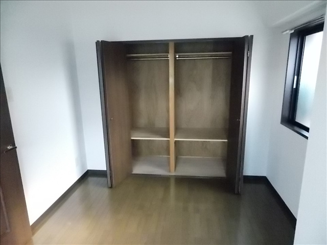 アソシア高社の収納|写真は３０３号室のものです