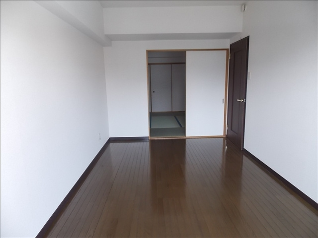 アソシア高社の洋室|写真は３０３号室のものです