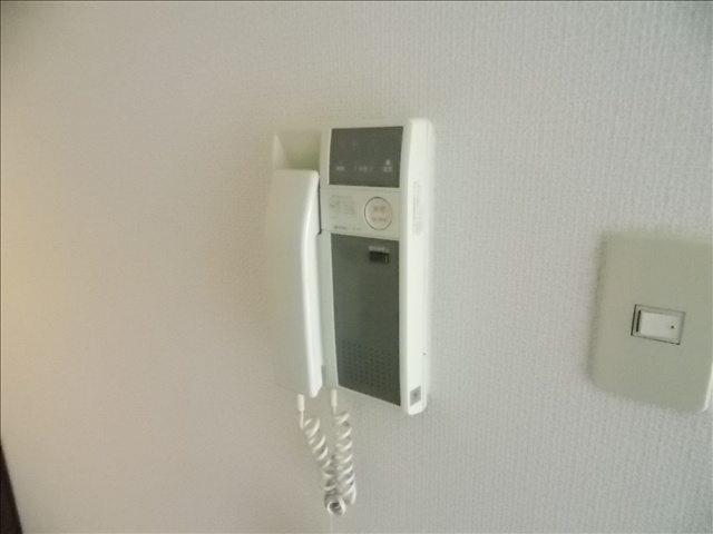 アソシア高社のセキュリティ|写真は３０３号室のものです