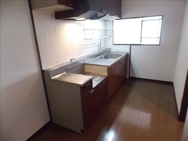 アソシア高社のキッチン|写真は３０３号室のものです