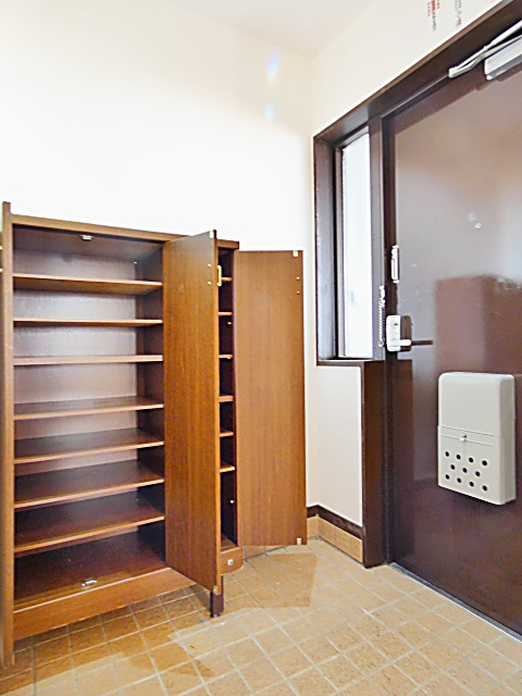 シャンポール高社の収納|大きなスペースがあり、収納には困りません