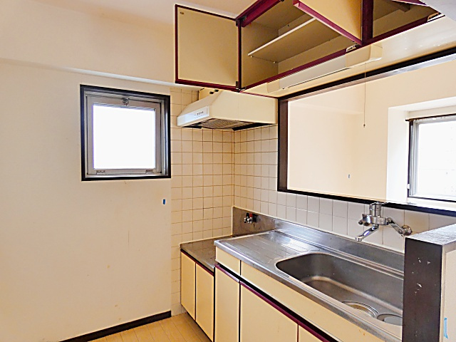 シャンポール高社のキッチン|お料理しやすいキッチンです