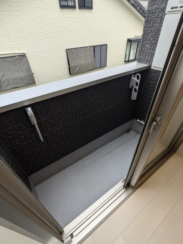 ハーモニーテラス西野町のバルコニー|暖かな日差しのふりそそぐバルコニー