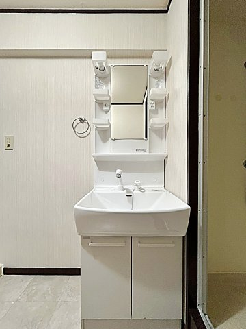 ハイツ白山の独立洗面台|独立洗面化粧台付き