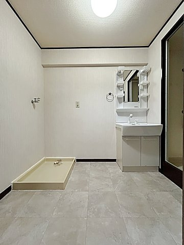 ハイツ白山の洗面所|使いやすい洗面所です