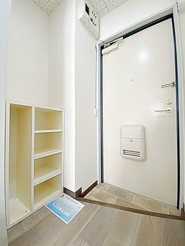 ジュネス富が丘の玄関|シンプルで使いやすい玄関です