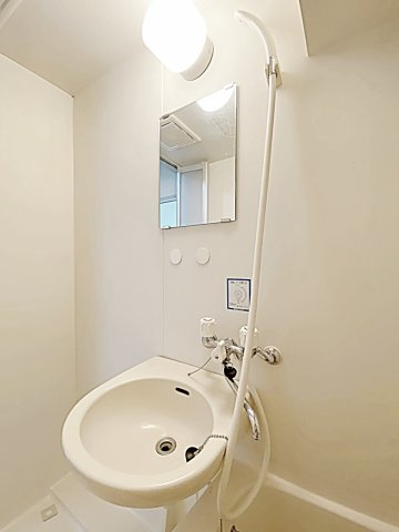 ジュネス富が丘の浴室|コンパクトで使いやすいお風呂です