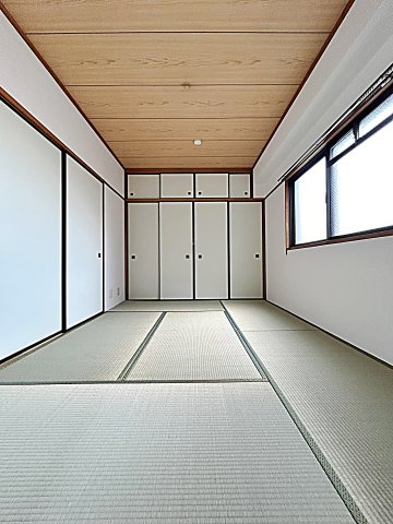 バトー・プレジールの寝室|使い勝手のいい寝室です