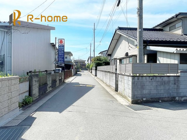 下妻市下妻戊　新築戸建て　1号棟の前面道路含む現地写真|周辺環境も併せて案内致します♪
ぜひ現地へお越しください♪