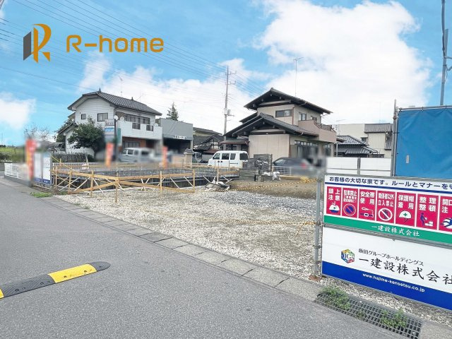 下妻市下妻戊　新築戸建て　1号棟の外観|ご予約を頂ければ、『平日』はもちろん『早朝』や『夜間』もご見学可能です♪お気軽にお申し付けください♪