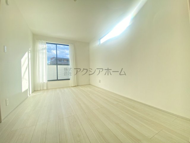 入間市黒須2丁目・全1棟　新築一戸建　～駅徒歩9分・角地～の寝室|2階洋室7.12帖