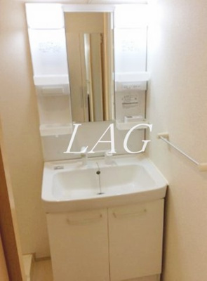 【独立洗面台】 | ロワールＦⅡ | 独立洗面台になります。