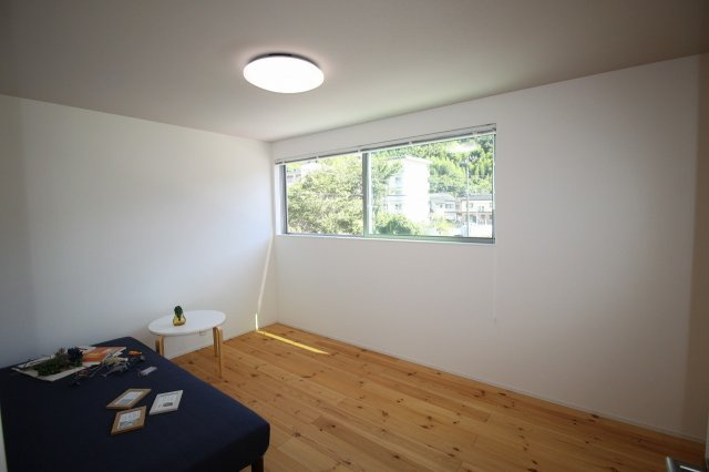 神田　中古戸建　①【未入居物件】　（全2棟）の洋室|2Ｆ　12.0帖