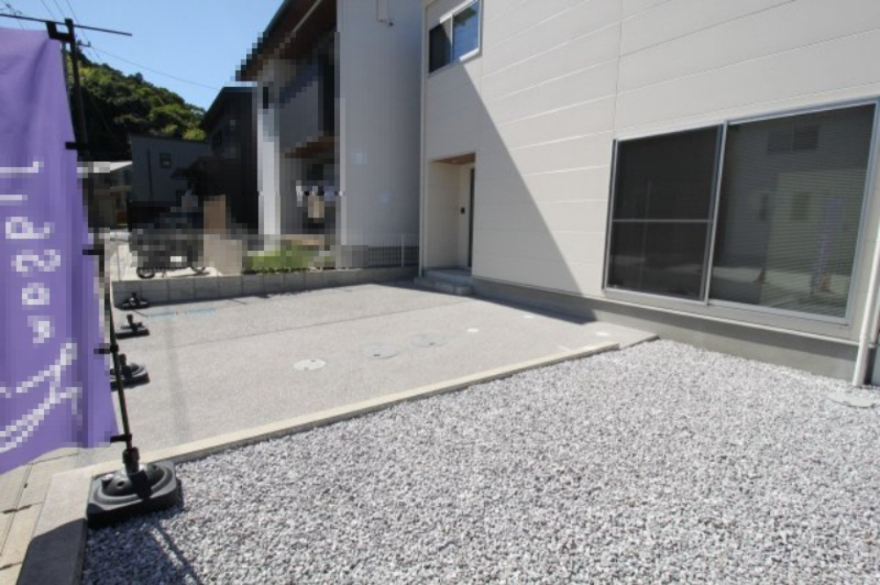 神田　中古戸建　①【未入居物件】　（全2棟）の庭