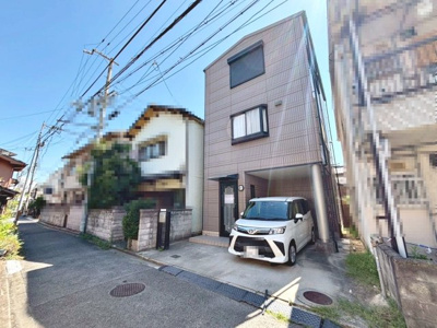 【駐車場】 | 浜寺石津町中３丁　中古一戸建 | 現況空家ですので、お忙しい方でもお仕事帰り等にご内覧頂けます♪