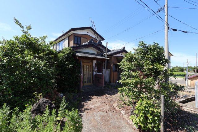 新潟町4523番地1　中古戸建