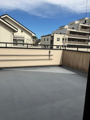  | 駿河屋貸店舗 | ルーフバルコニー