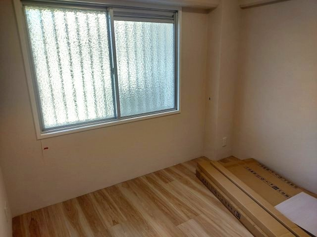 宝塚御殿山マンションの洋室|洋室北側約5帖