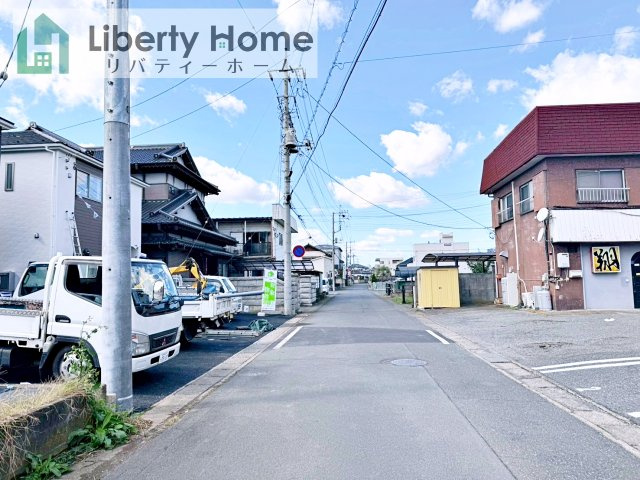 結城市結城第40　新築戸建　2号棟の前面道路含む現地写真