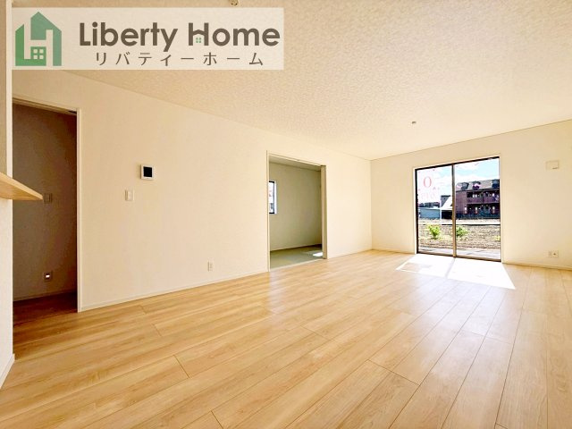 結城市結城第40　新築戸建　2号棟の居間・リビング