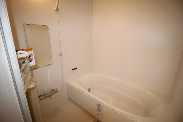 神田　中古戸建　②【未入居物件】　（全2棟）の浴室