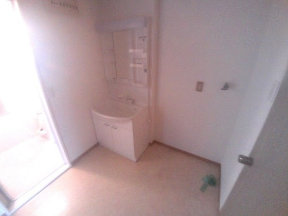 ウィングマンションの洗面所