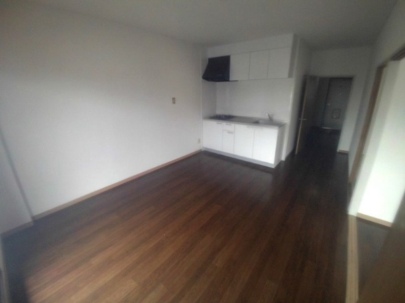 ウィングマンションの居間・リビング