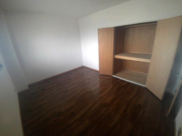 ウィングマンションの寝室