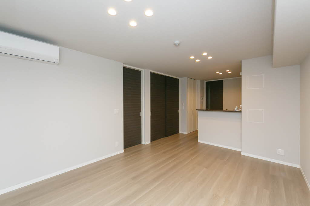 ラ　ウエストの居間・リビング