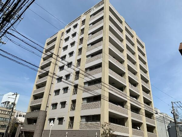 ネバーランド江坂垂水町の外観