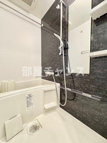 ワールドアイ名古屋城北の浴室