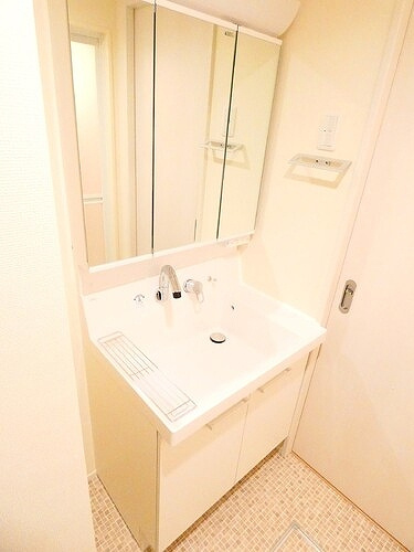 ルミケオ大手町の洗面所|洗面所