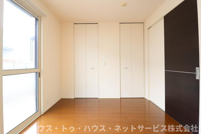 グリーンヴィラ　ハーケンの洋室