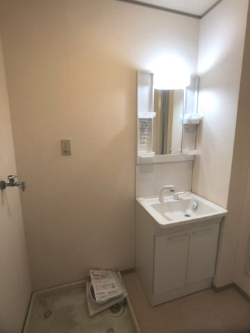 アルカディアA棟の洗面所