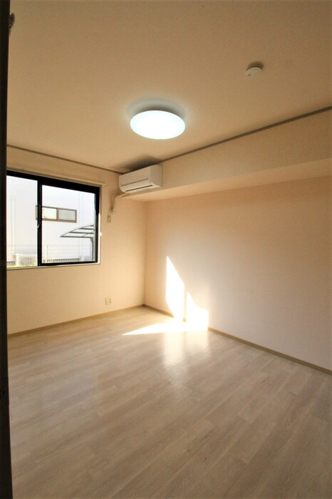 アルカディアA棟の居間・リビング