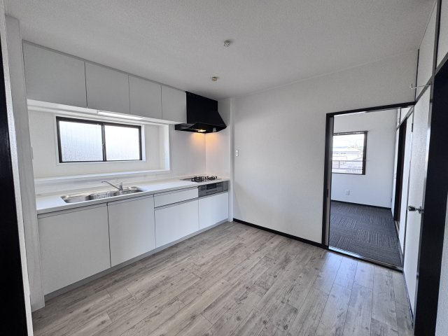 酒井マンションの居間・リビング