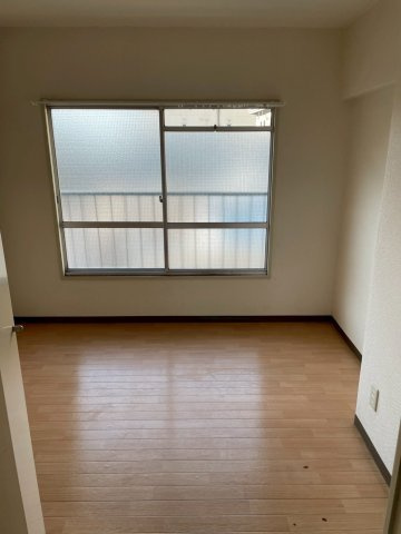 浜野マンションの寝室