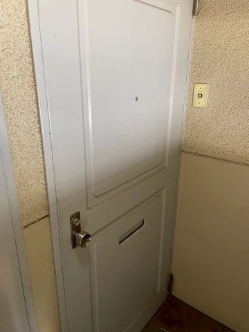 浜野マンションの玄関