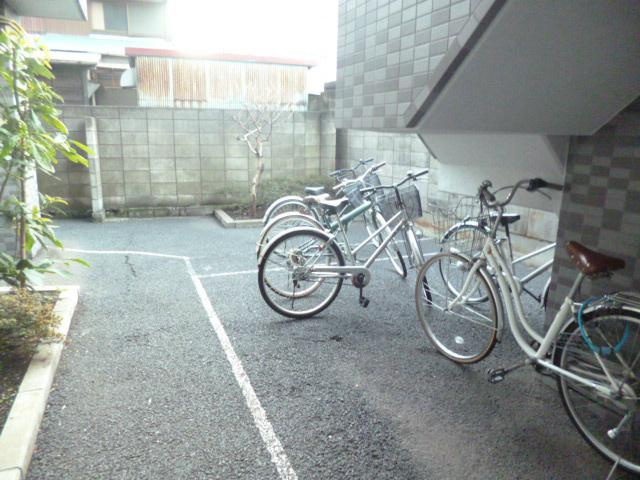 新宿区若松町の賃貸マンションのその他共用部分|駐輪場