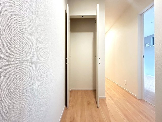 駿河区小黒二丁目　３期　新築戸建　全２棟　１号棟の収納|2025/12/9撮影