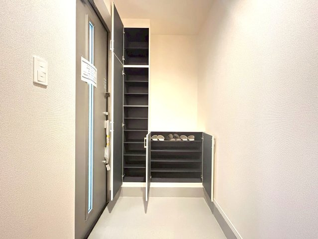 駿河区小黒二丁目　３期　新築戸建　全２棟　１号棟の収納|2025/12/9撮影