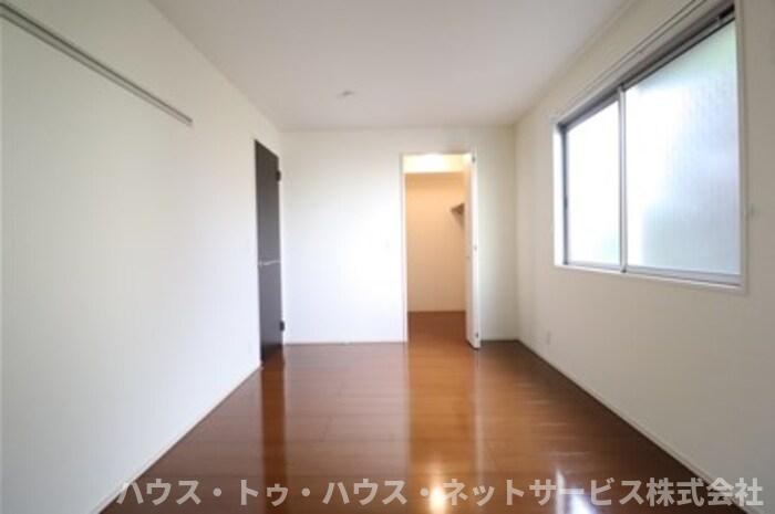 シティ　オブ　フレグランス　Ⅰの洋室