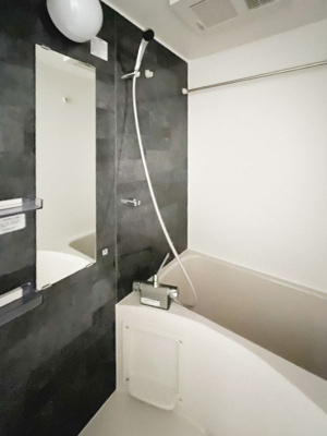 【浴室】 | Claudia Takenotsuka