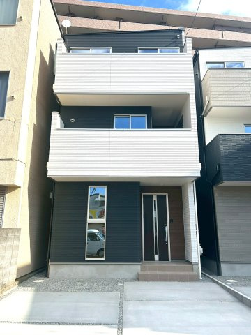 駿河区小黒二丁目　３期　新築戸建　全２棟　２号棟