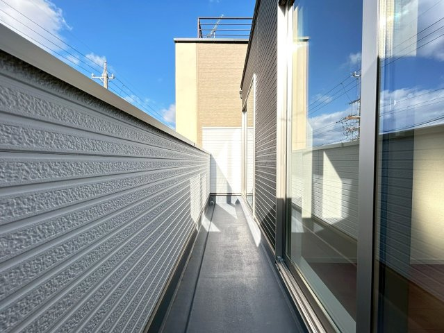 駿河区小黒二丁目　３期　新築戸建　全２棟　２号棟のバルコニー|2025/12/9撮影