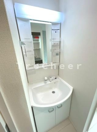 ハーラノヴァ石神井パークの独立洗面台