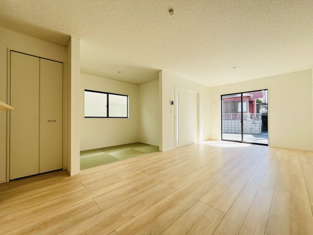 東海市富貴ノ台3-123『仲介手数料無料』新築戸建ての居間・リビング