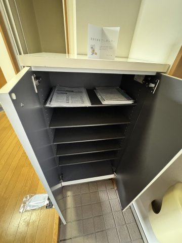 メゾネットKSの玄関